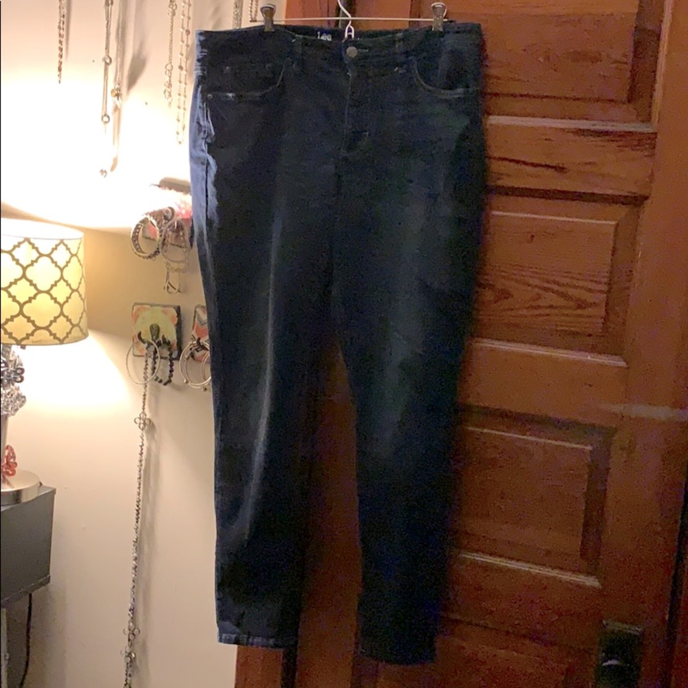 Levi midrise skinny jean